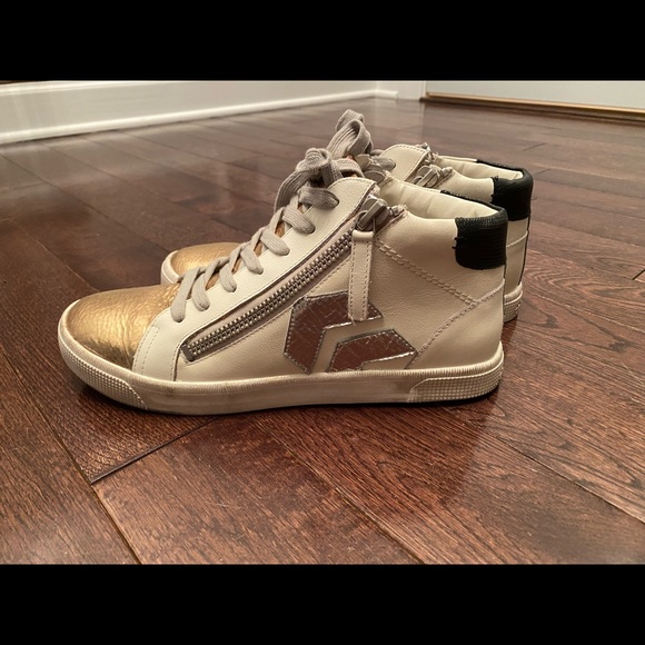 Dolce Vita Metallic High Top Sneakers - Size 10 - Picture 2 of 4